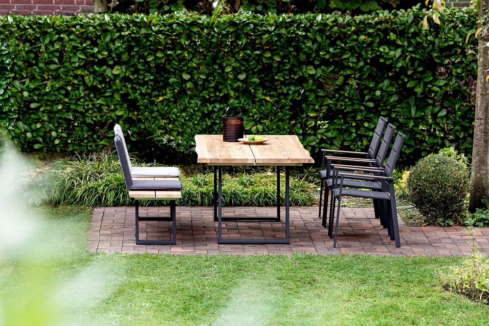 Niehoff Garden. Solid | T2G1 | Tisch | 280 x 95 cm | Profilkufe Edelstahl/Teak gebürstet Niehoff Garden. Solid | T2G1 | Tisch | 280 x 95 cm | Profilkufe Edelstahl/Teak gebürstet