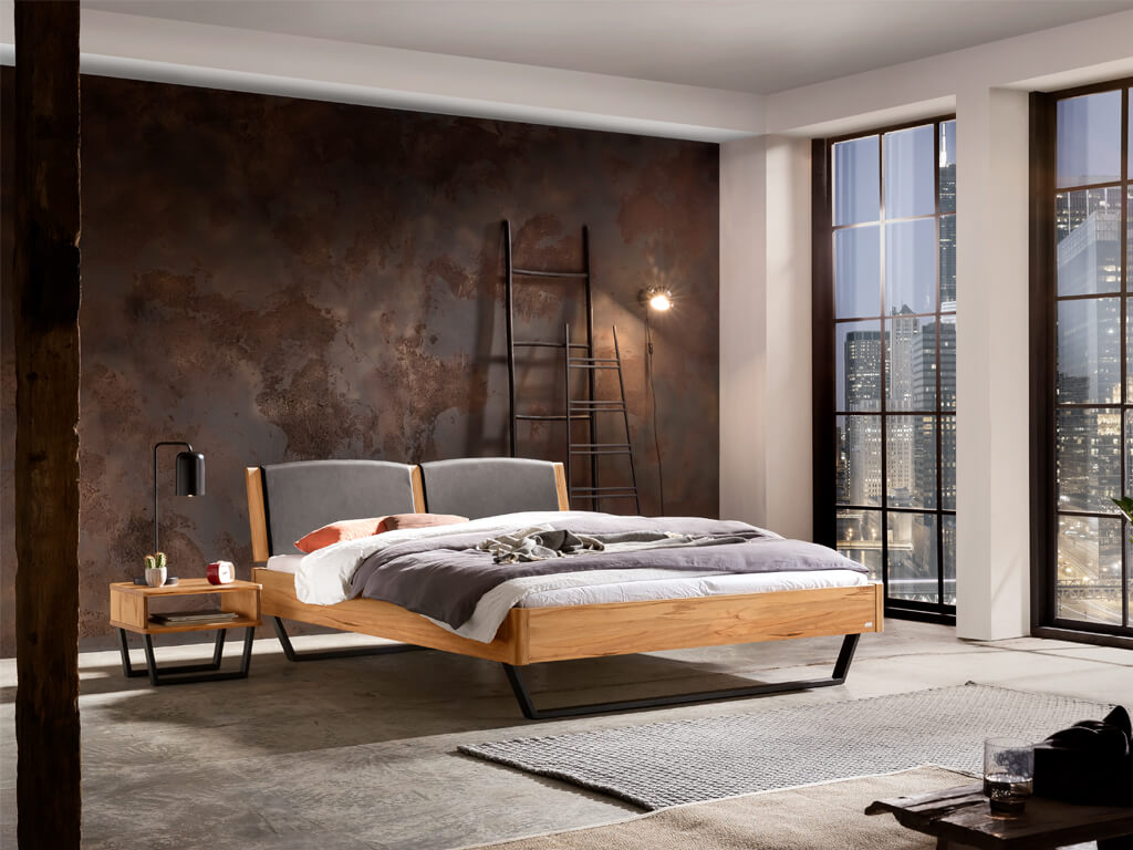 Hasena -  Lounge Bett Marola | Holzkopfteil gepolstert Comfy | Metallfuß Glyn | versch. Größen & Farben konfigurierbar