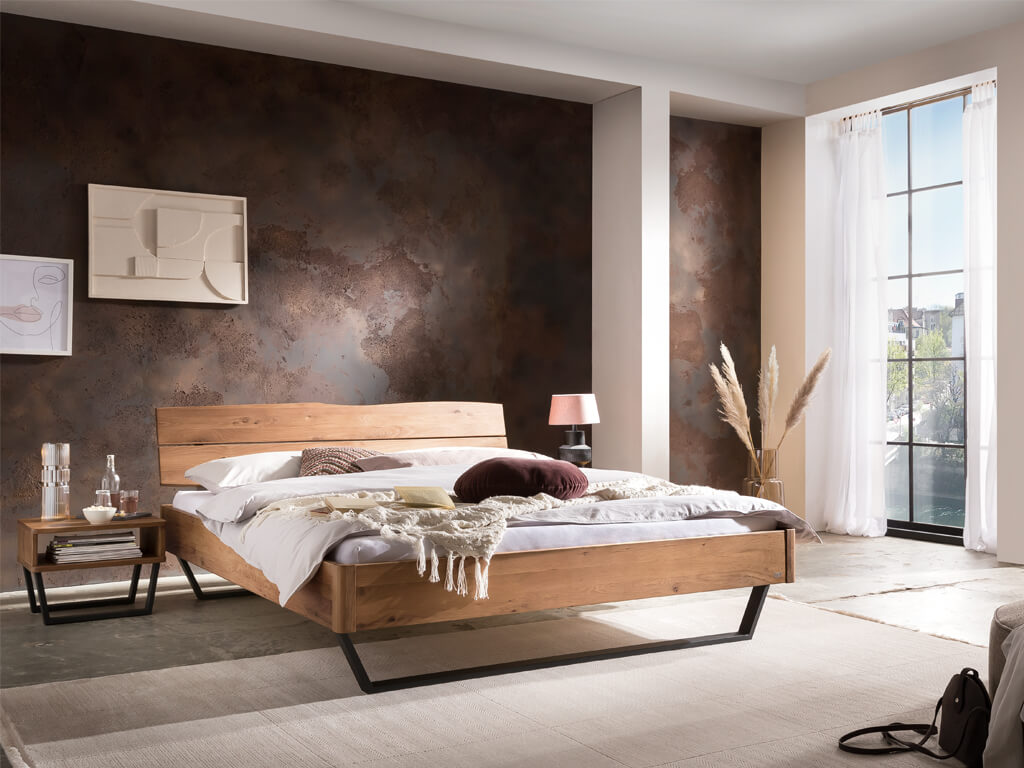 Hasena -  Lounge Bett Fossoli | Holzkopfteil Turano | Metallfuß Glyn | versch. Größen & Farben konfigurierbar Holzbett mit Metallkufen Gestell in schwarz und Holzkopfteil