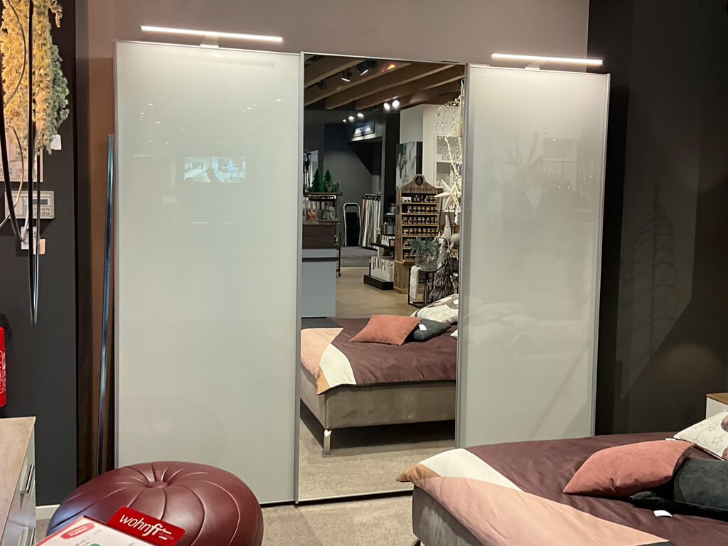 Wiemann PHOENIX | Schwebetürenschrank 3-türig.