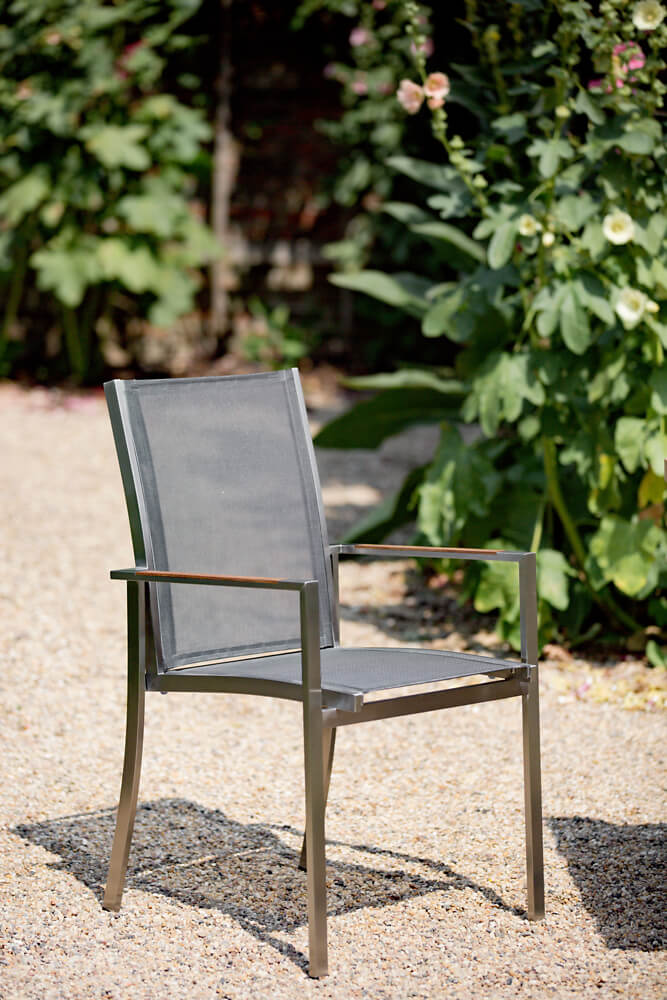 Niehoff Garden. Tina | G231 | Armlehnstuhl | Edelstahl/Teak/Textilen silbergrau
